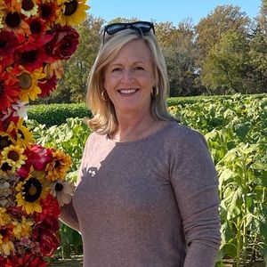 Meet your Posher, Dawn